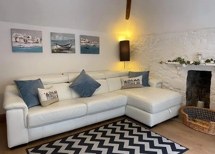 The Nest - St Ives